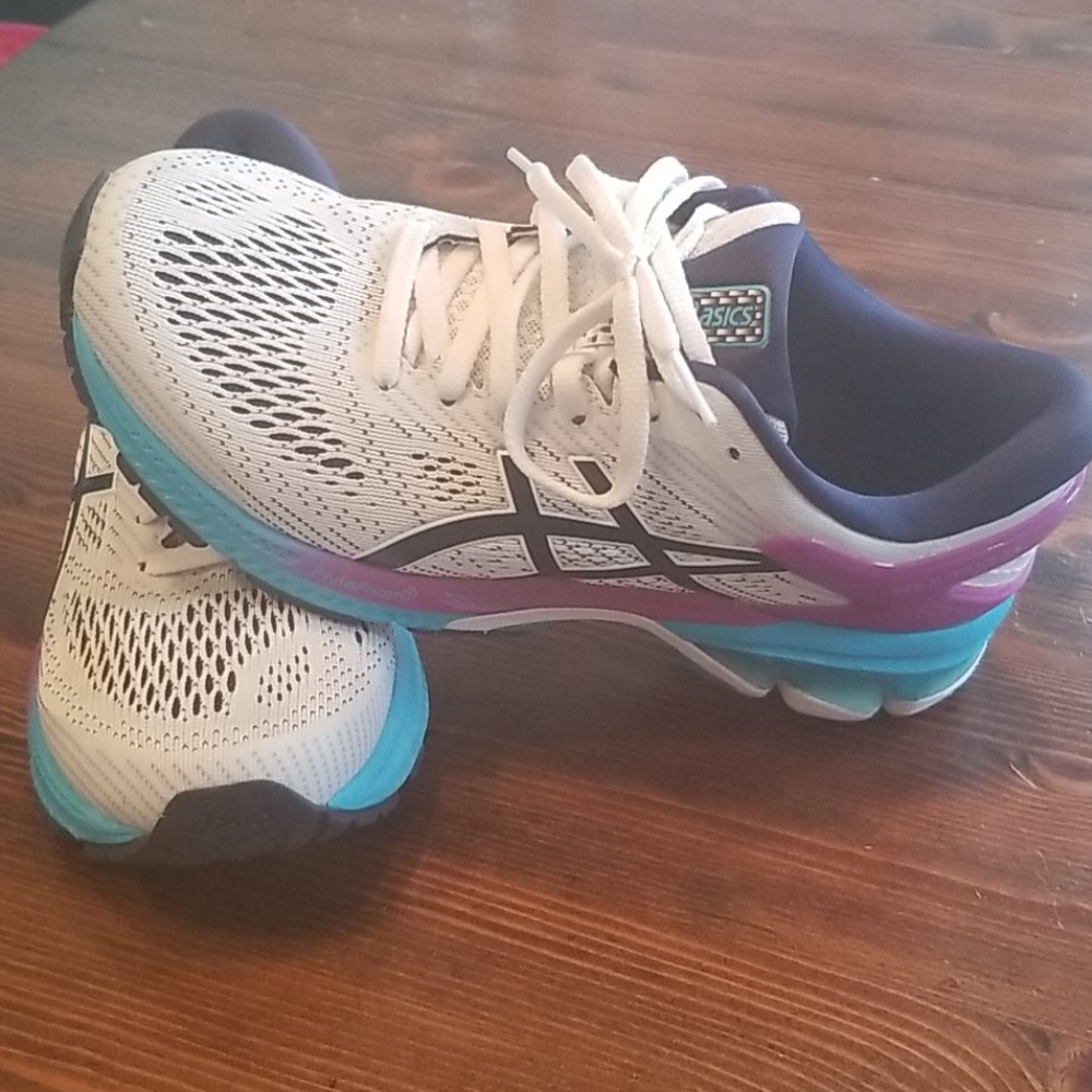 Asics Gel Kayano 26